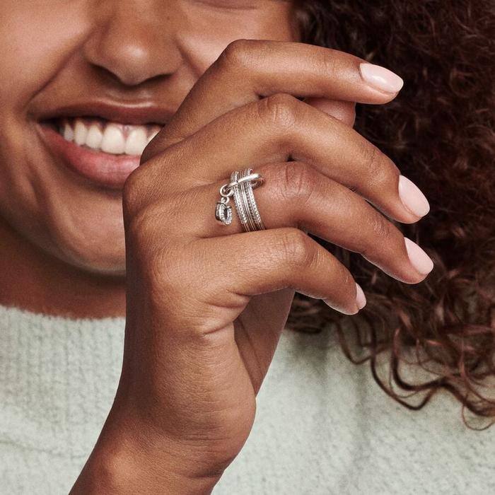 Anello Pietre Luminose Pandora ME