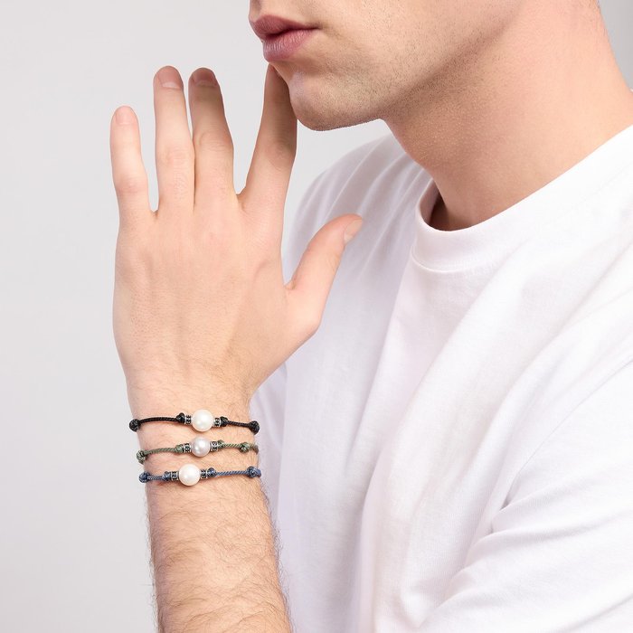 Bracciale con cordino nero e perla bianca TROPICAL