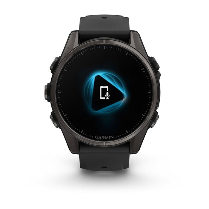 Fēnix® 8 - 43 mm, AMOLED, Sapphire, Titanio, Carbon Gray DLC con cinturino in silicone Black/pebble grey