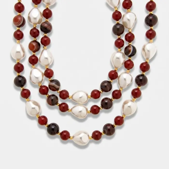 Collana in Metallo multifilo con sfere rosse e perle
