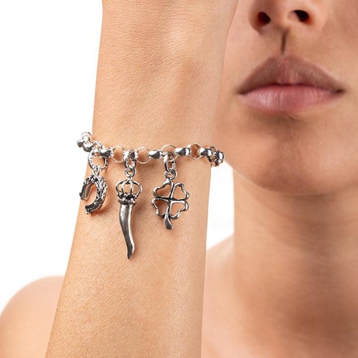 Charm  Corno Nude