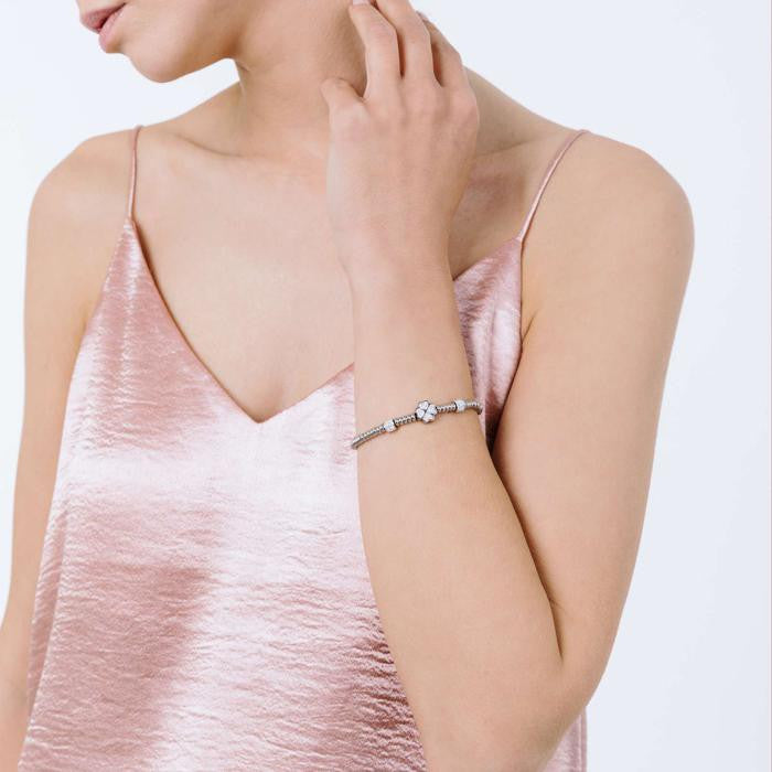 Bracciale In Acciaio Con Quadrifoglio Con Cristalli Bianchi